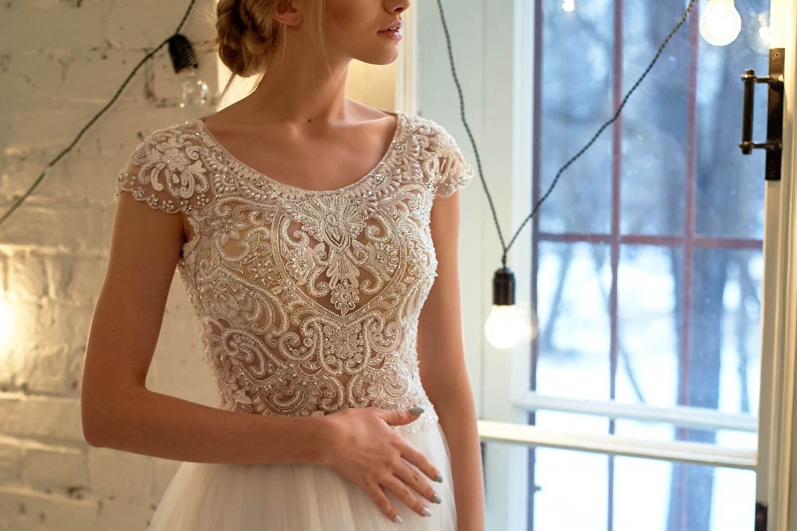 10 Classic Wedding Dress Necklines You Need To Know