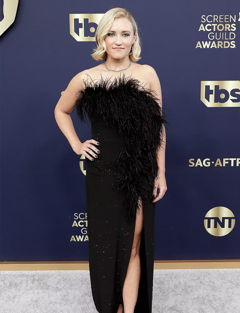 Emily Osment at the 2022 SAG awards