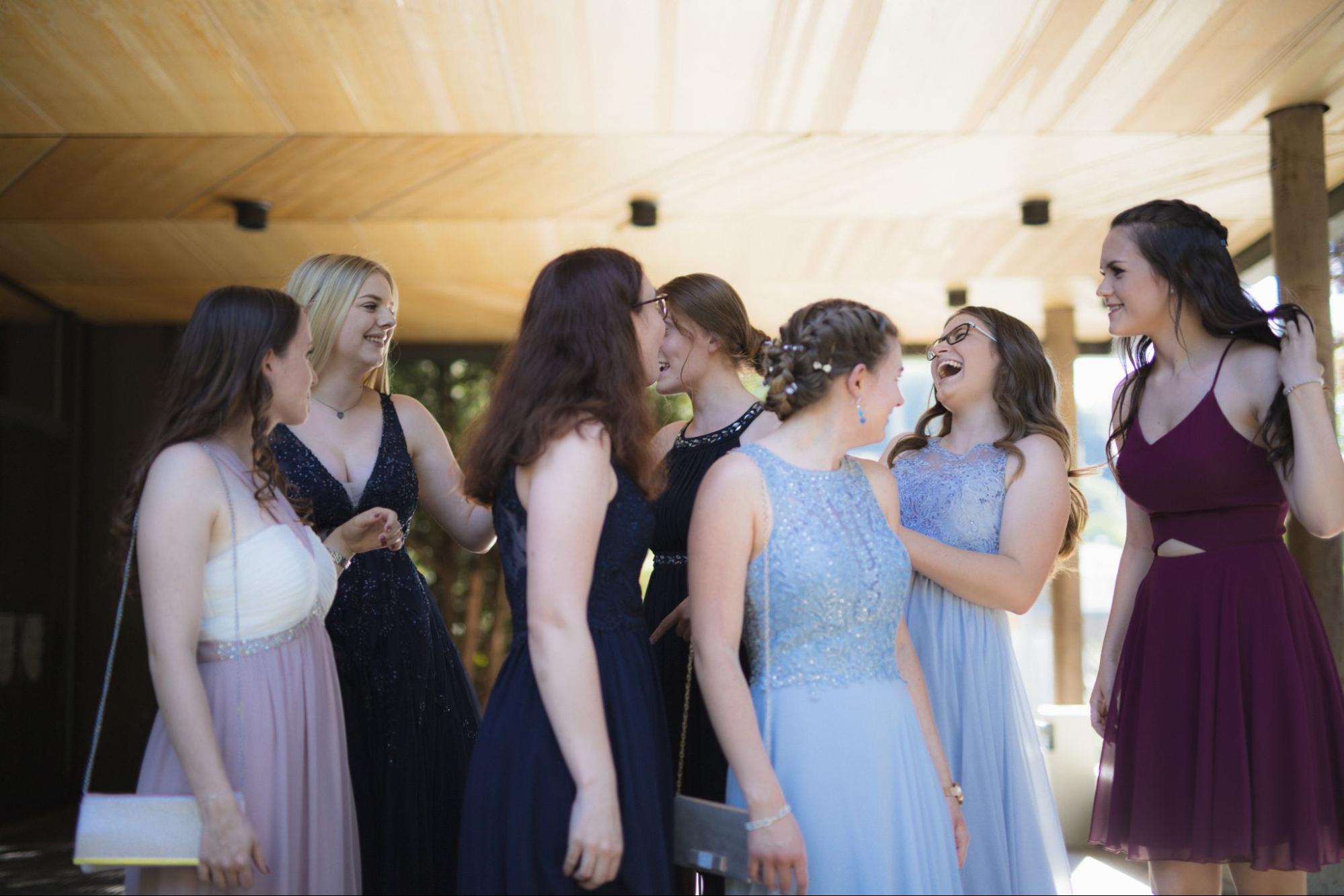 In comparison to prom, homecoming is a semi-formal dance, meaning you can feel free to wear a shorter or more casual dress, romper, or even a jumpsuit