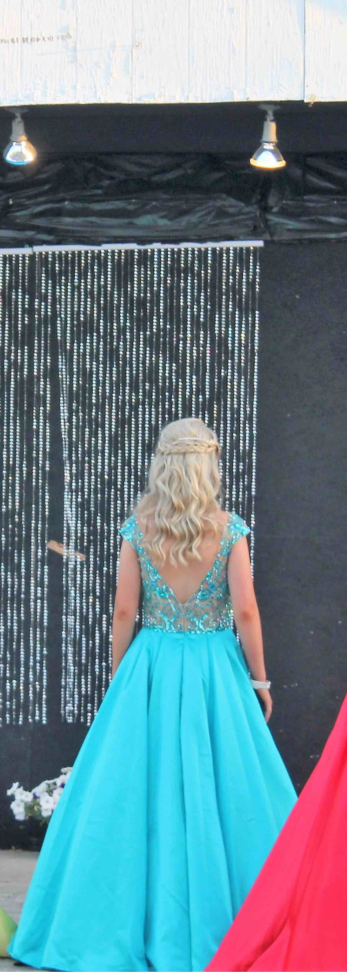 Sherri Hill Size 0 Prom Sheer Blue Ball Gown on Queenly
