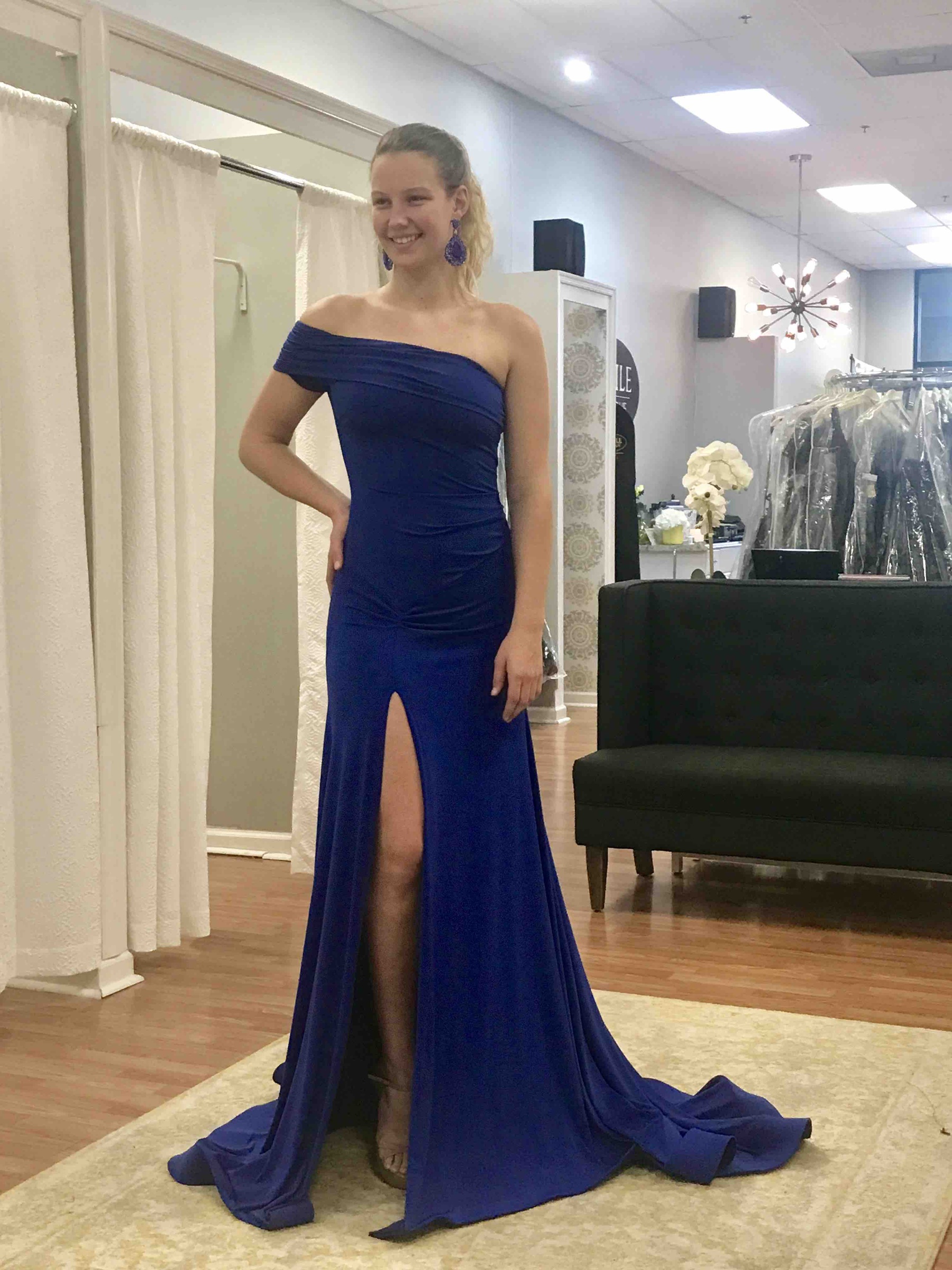 Juan Carlos Size 4 Prom Off The Shoulder Blue Side Slit Dress on Queenly