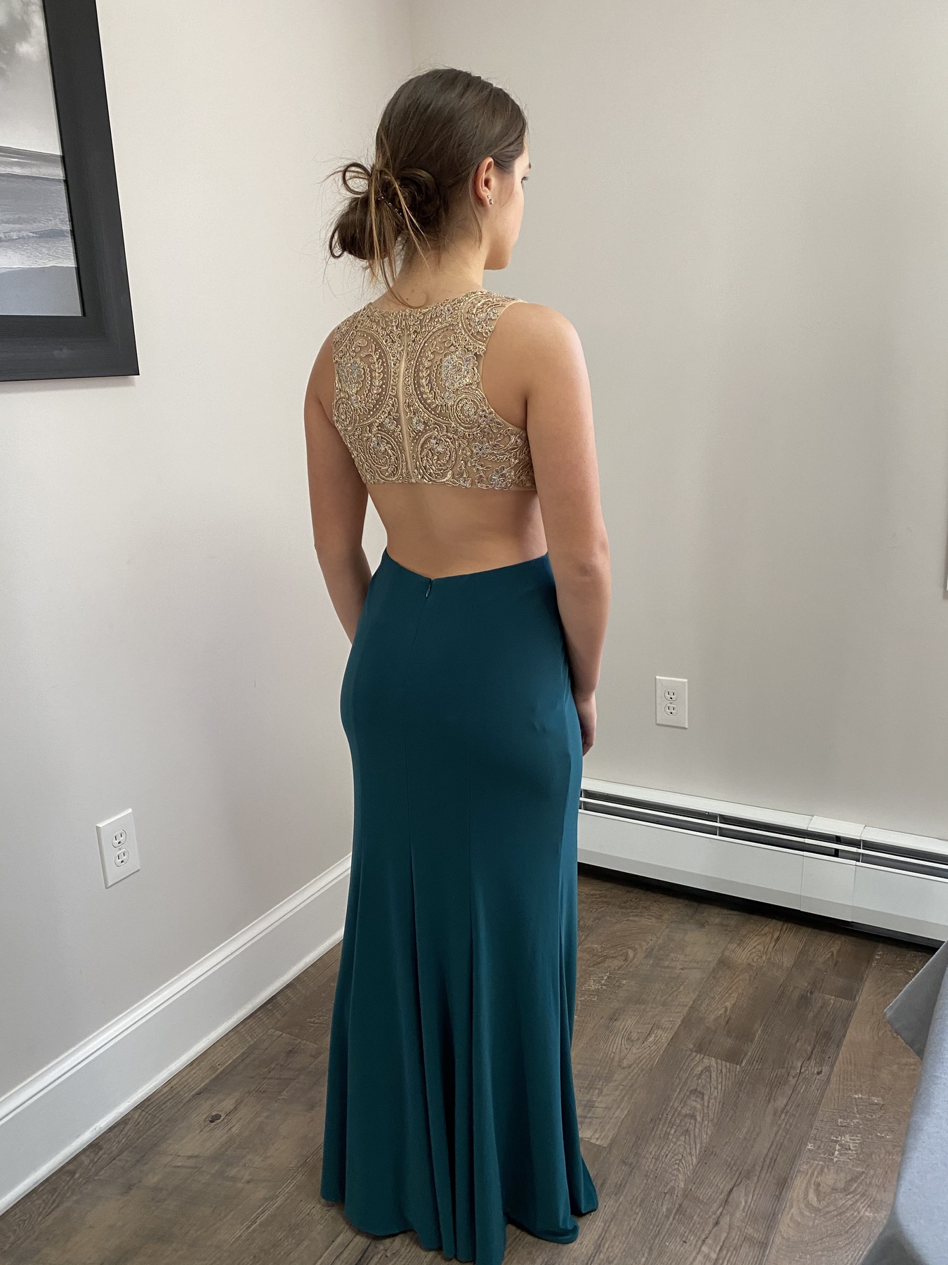 Size 4 Prom Lace Green Side Slit Dress on Queenly