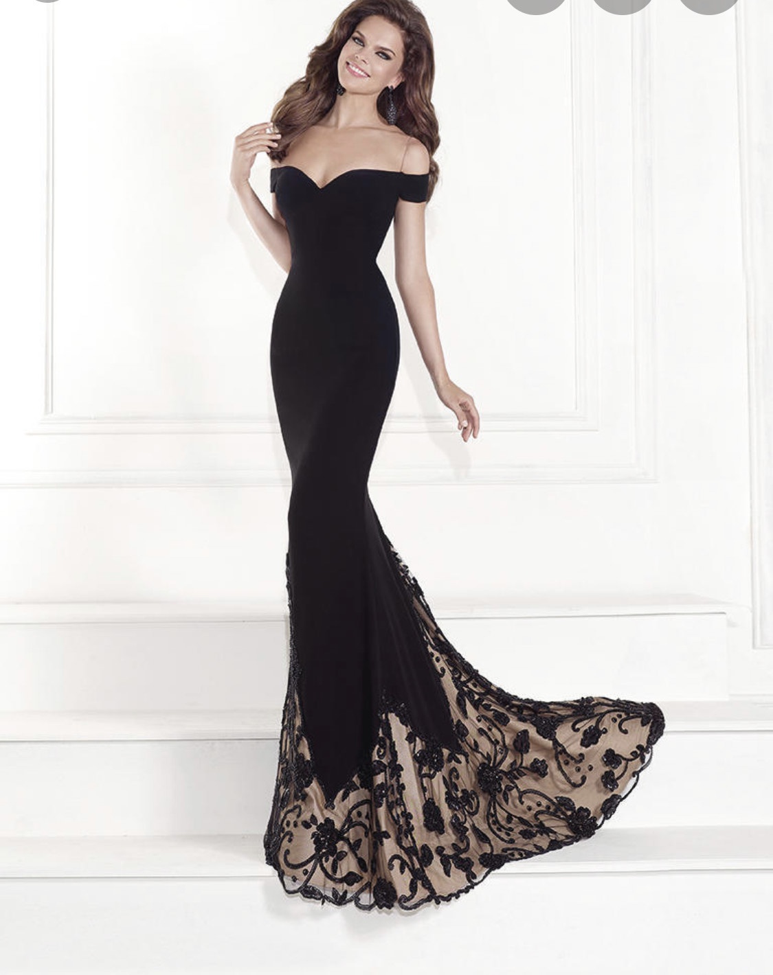 Tarik Ediz Size 4 Prom Off The Shoulder Lace Black Mermaid Dress on Queenly