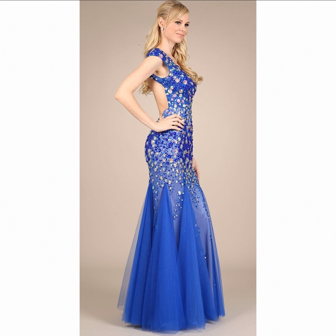 Size 2 Prom Cap Sleeve Blue Floor Length Maxi on Queenly
