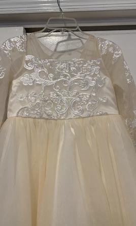 Size 10 Long Sleeve White Ball Gown on Queenly