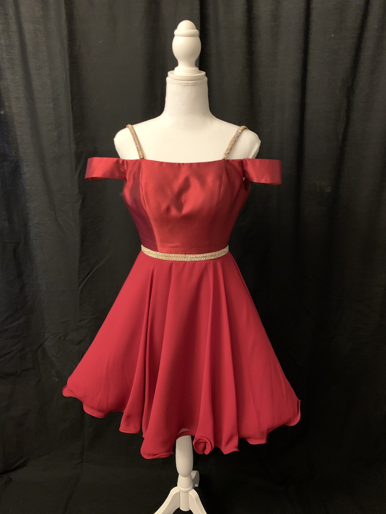 Jovani Size 00 Homecoming Off The Shoulder Red Cocktail Dress on Queenly