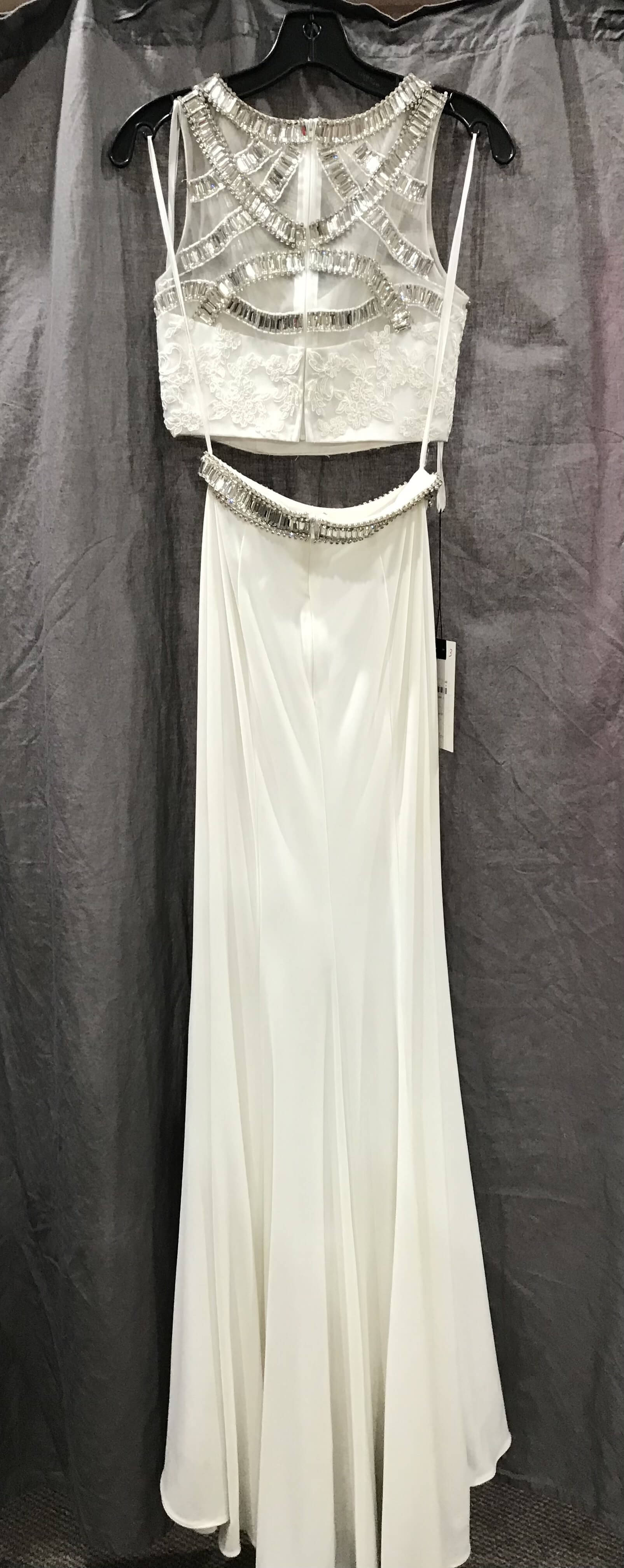 Size 0 White Dress With Train on Queenly