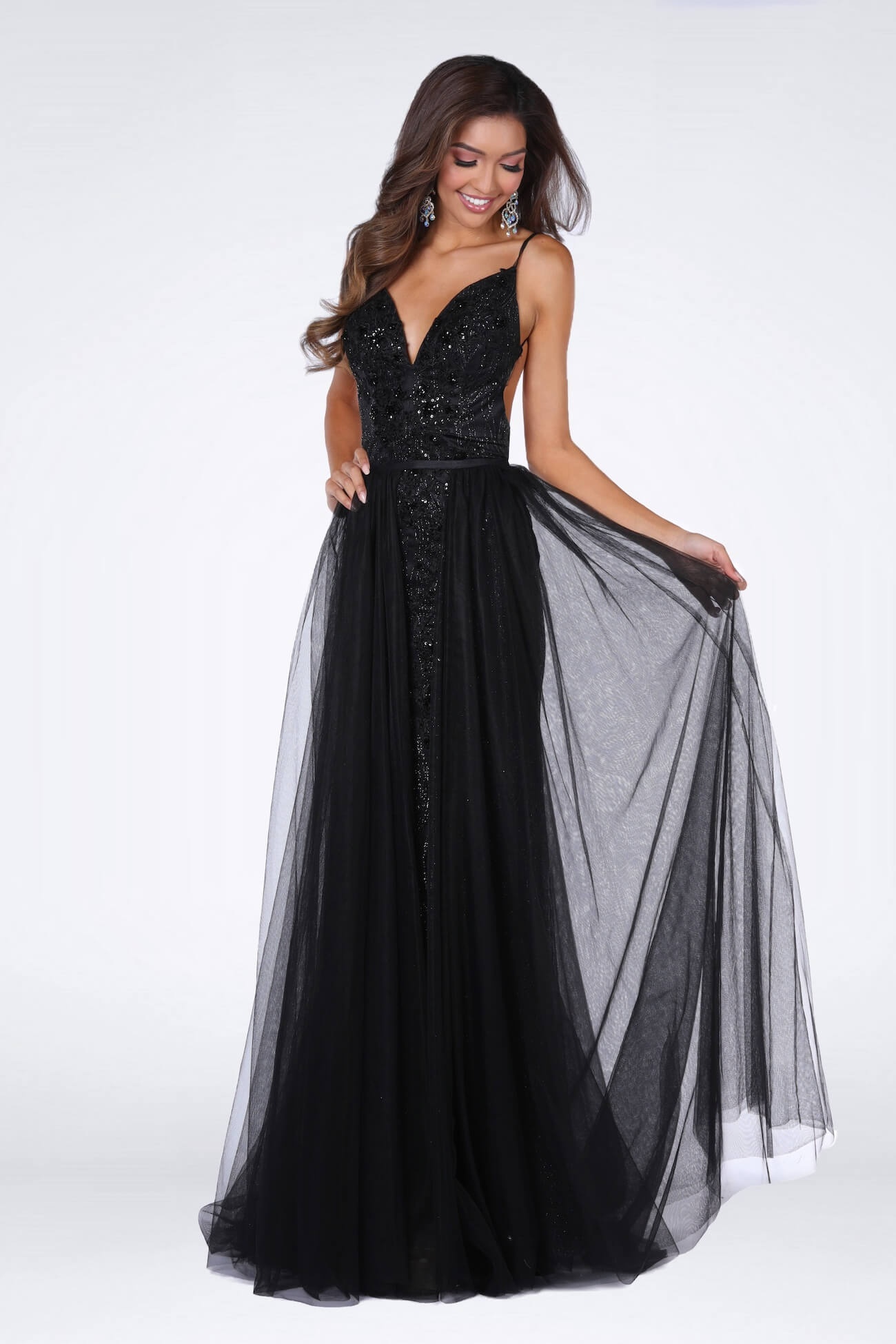 Style 8910 Vienna Size 8 Prom Black Dress With Train on Queenly