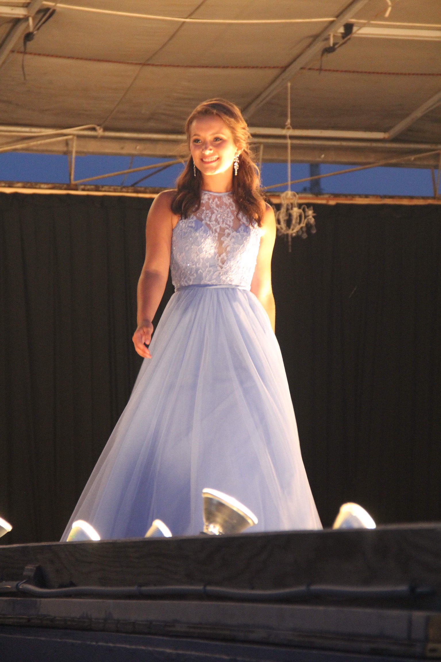Camille La Vie Size 0 Blue A-line Dress on Queenly