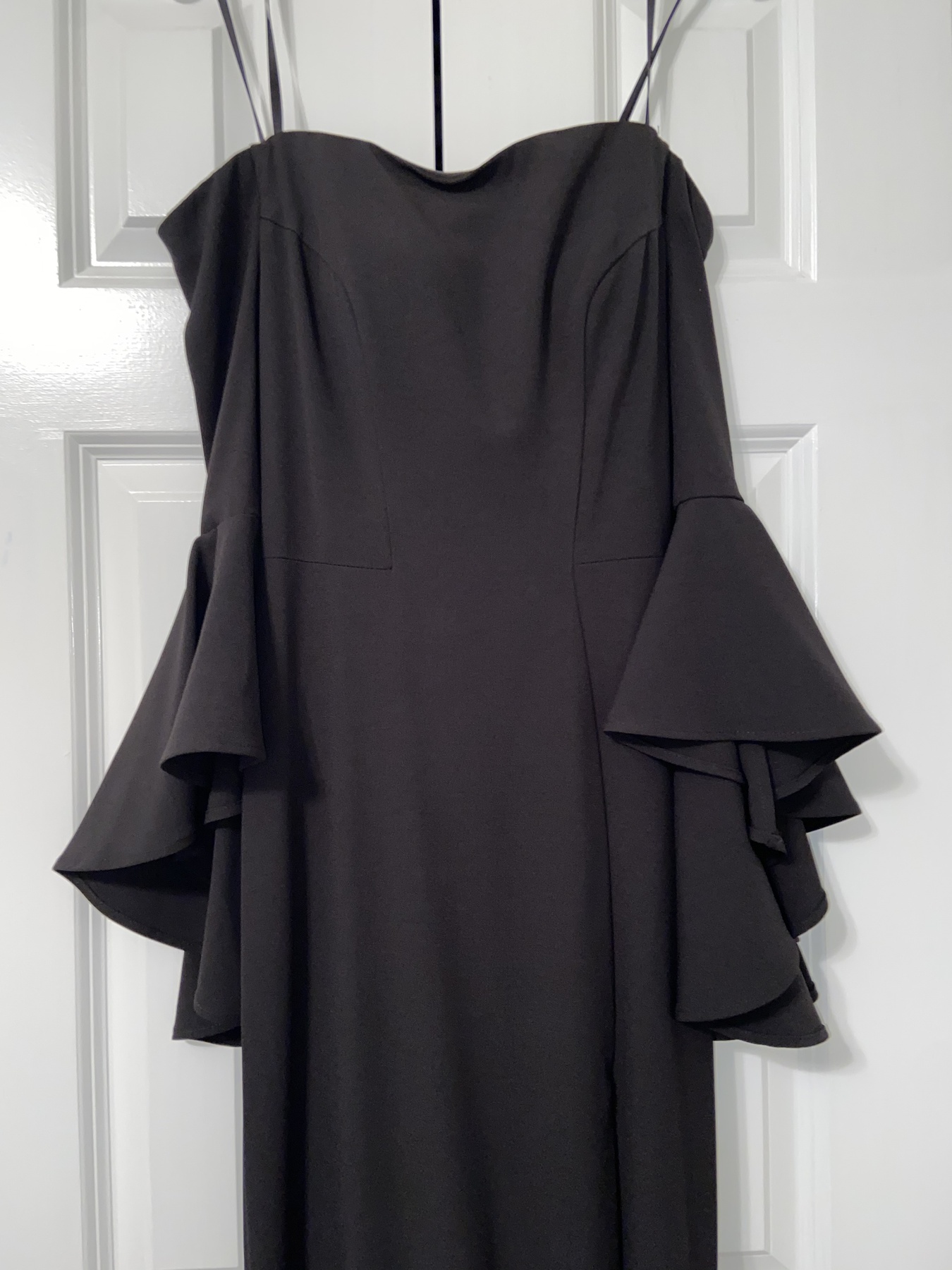Faviana Size 0 Off The Shoulder Black Floor Length Maxi on Queenly