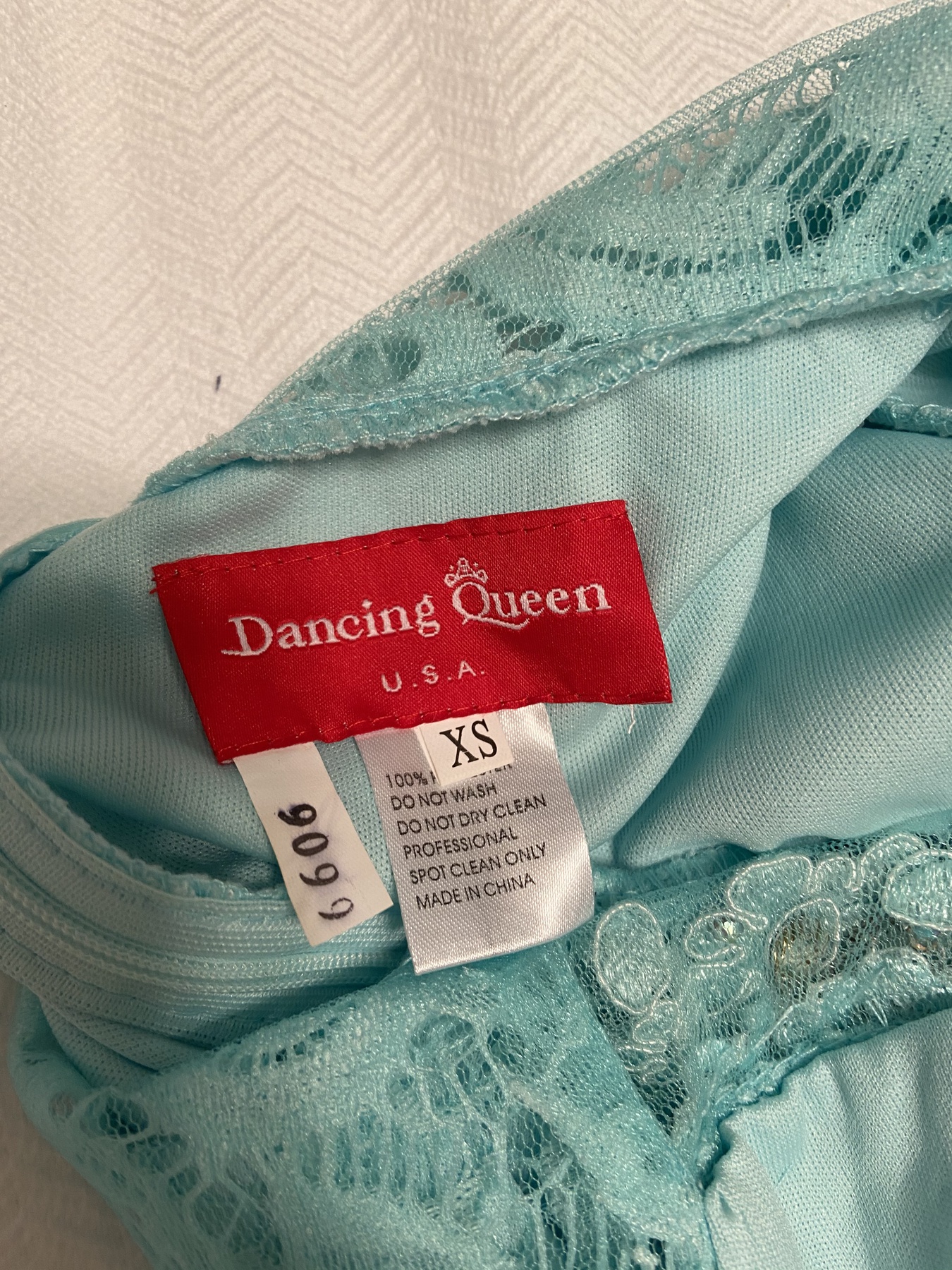 Dancing Queen Size 0 Lace Green Cocktail Dress on Queenly