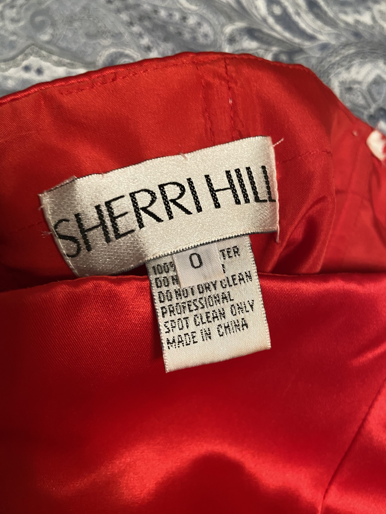 Sherri Hill Red Size 0 Medium Height Backless Cocktail Dress on Queenly