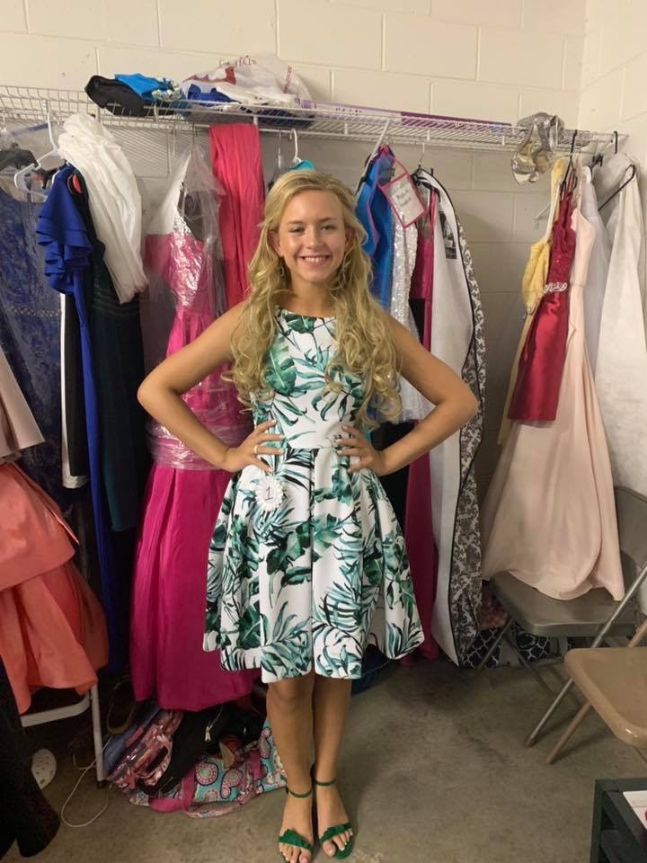 Size 4 Pageant Interview Green Cocktail Dress on Queenly