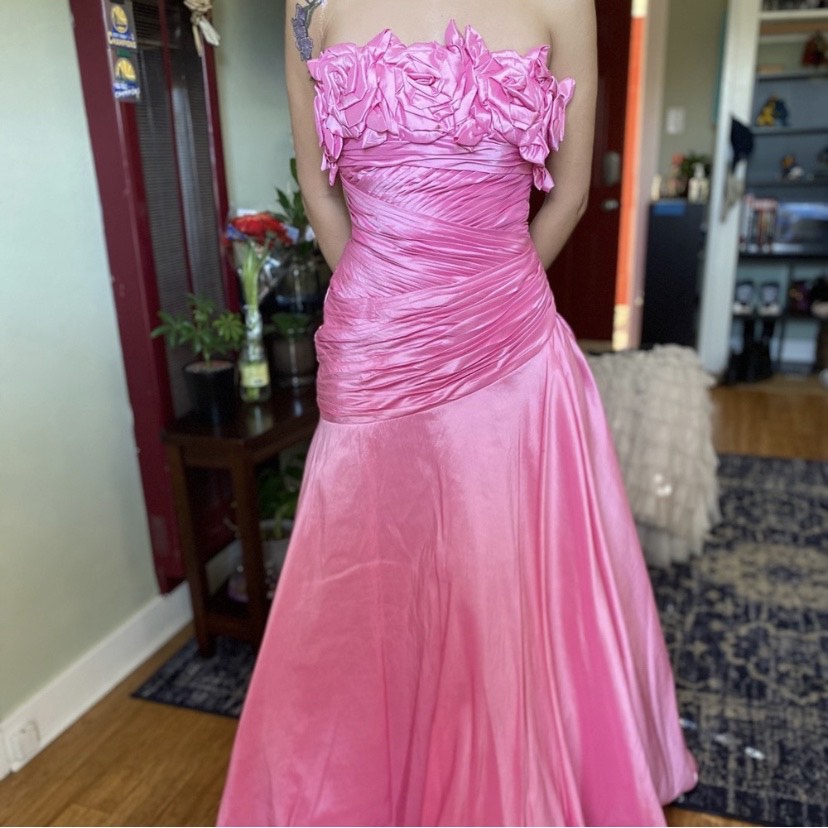 Tony Bowls Size 6 Pageant Pink Ball Gown on Queenly