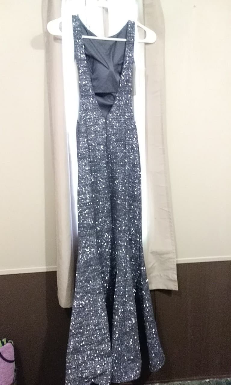 Jovani Silver Size 0 Straight Dress on Queenly