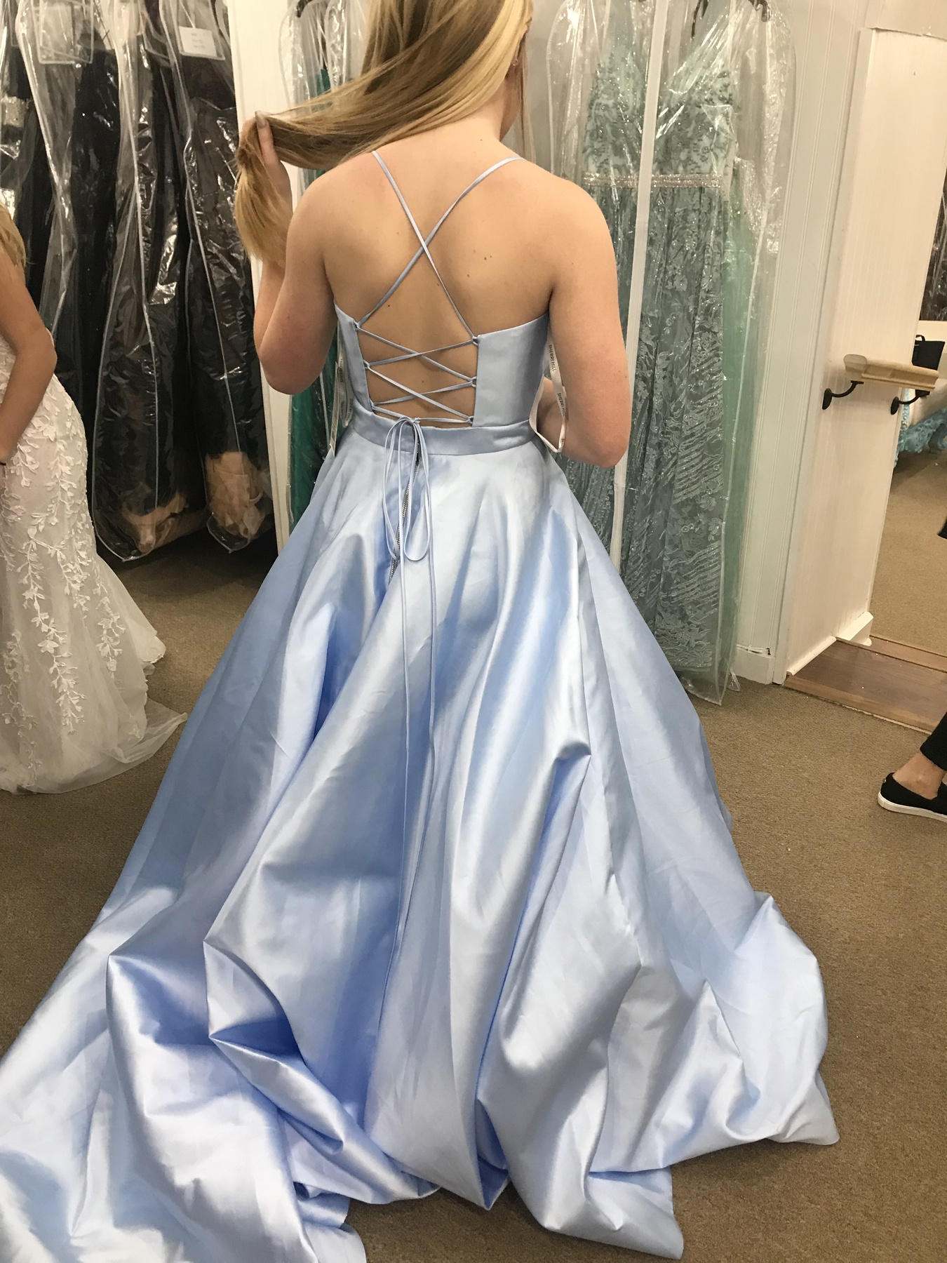 Sherri Hill Size 6 Prom Light Blue Ball Gown on Queenly