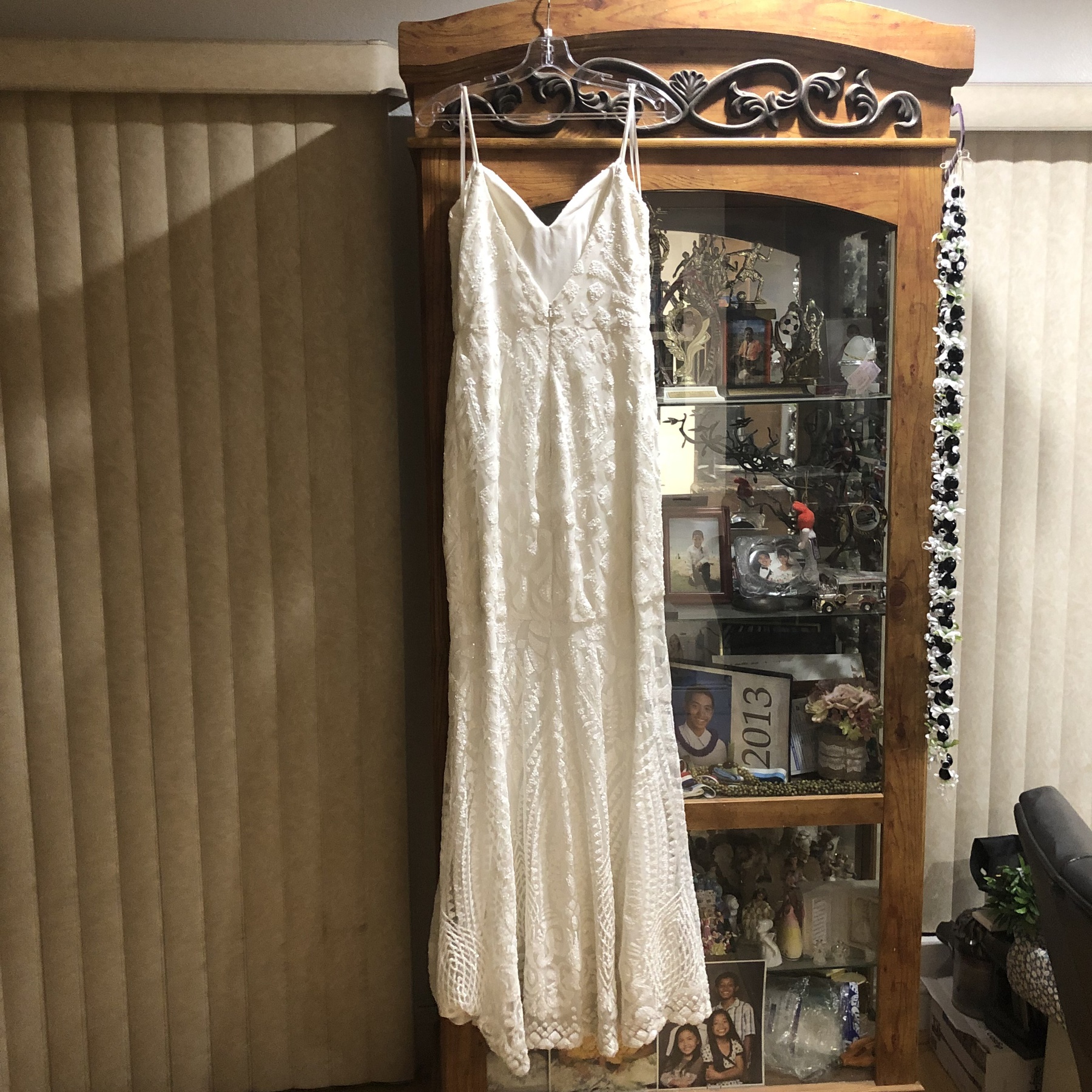 Size 6 Wedding White Floor Length Maxi on Queenly