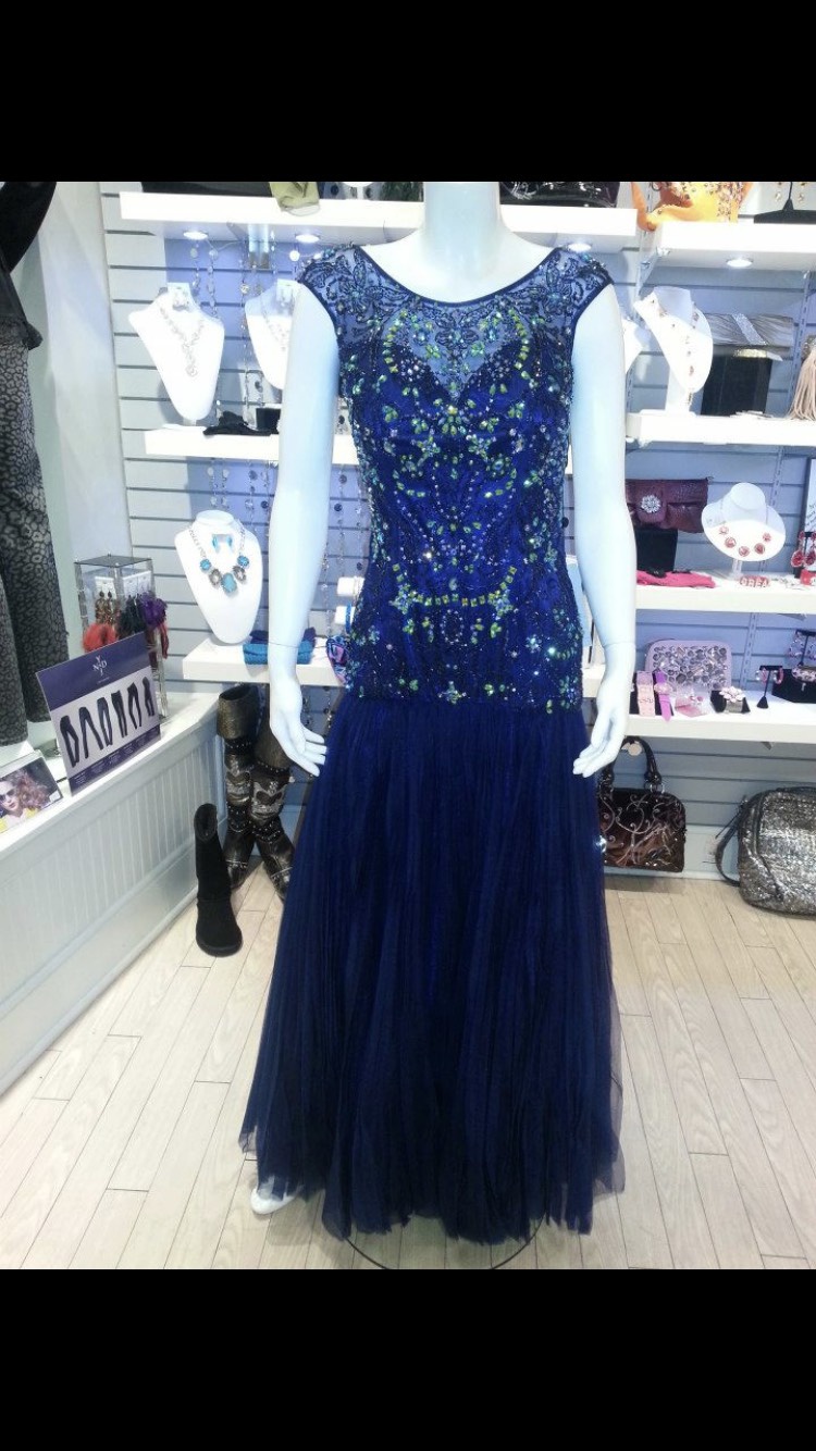 Size 4 Prom Cap Sleeve Sequined Navy Blue Mermaid Dress on Queenly