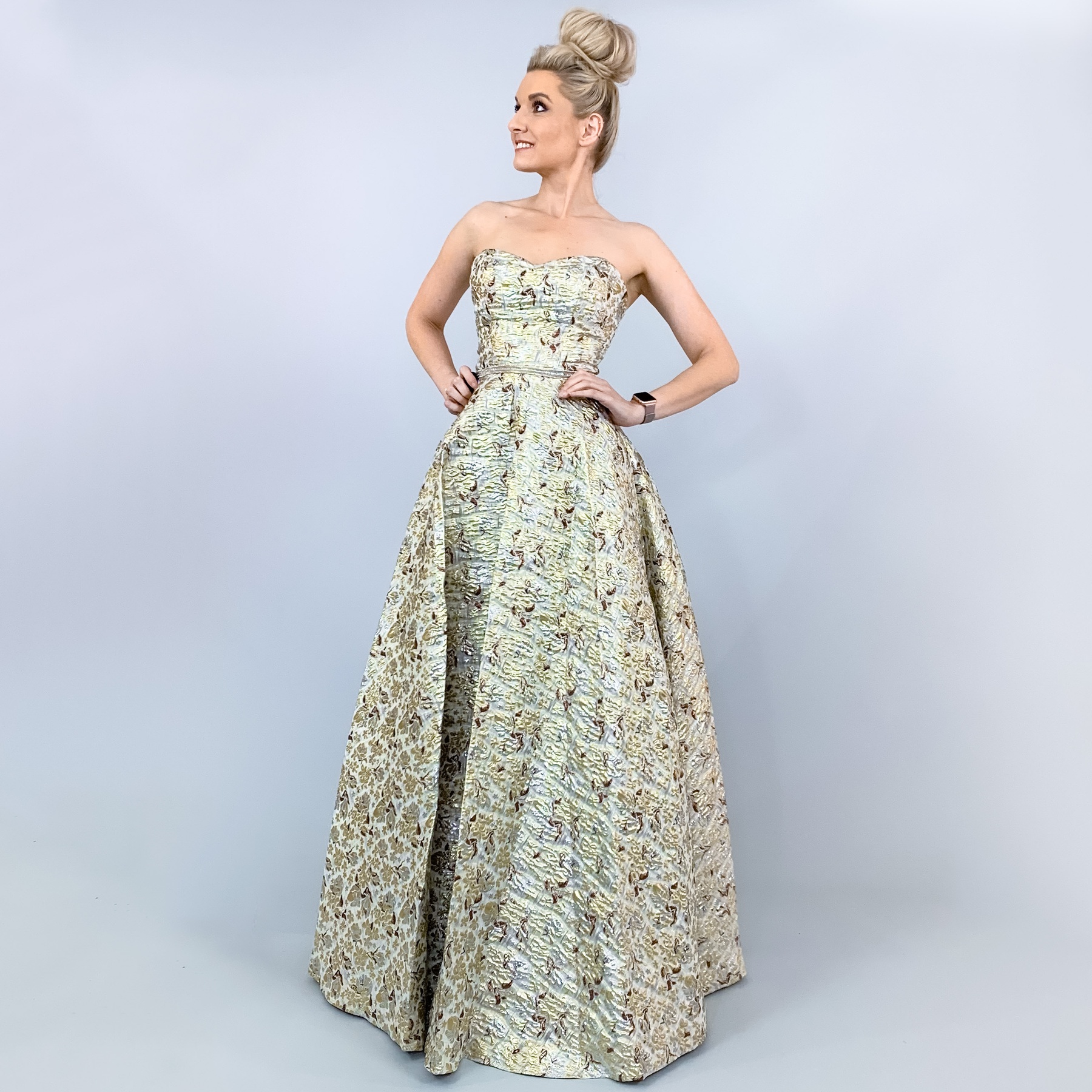 Size 4 Gold Ball Gown on Queenly