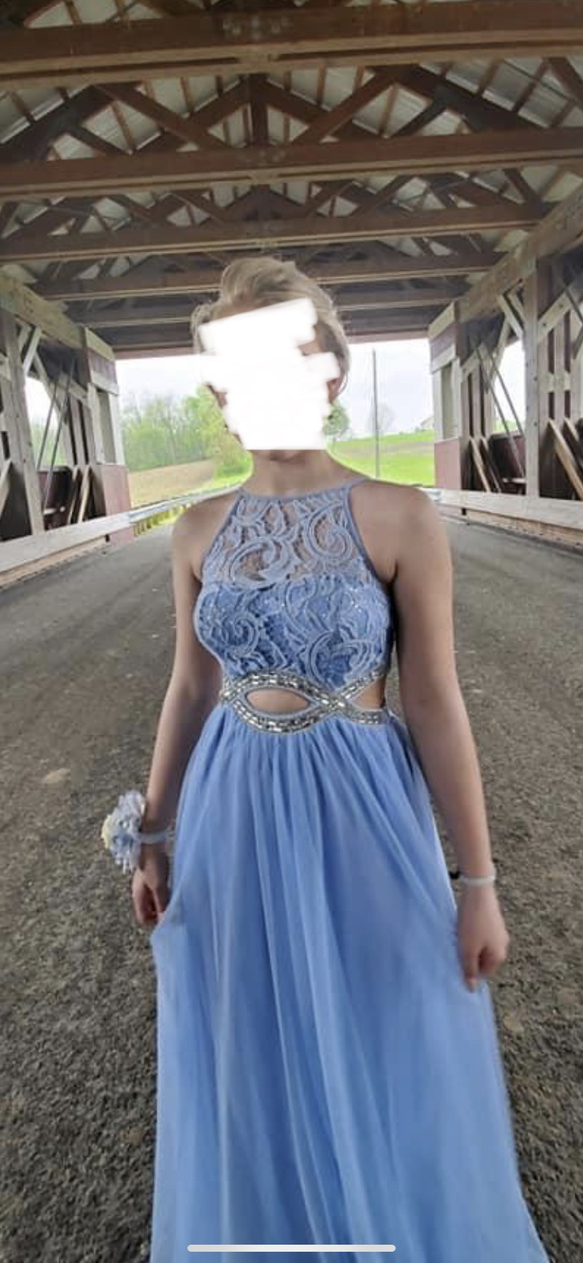 Size 2 Prom Halter Light Blue A-line Dress on Queenly