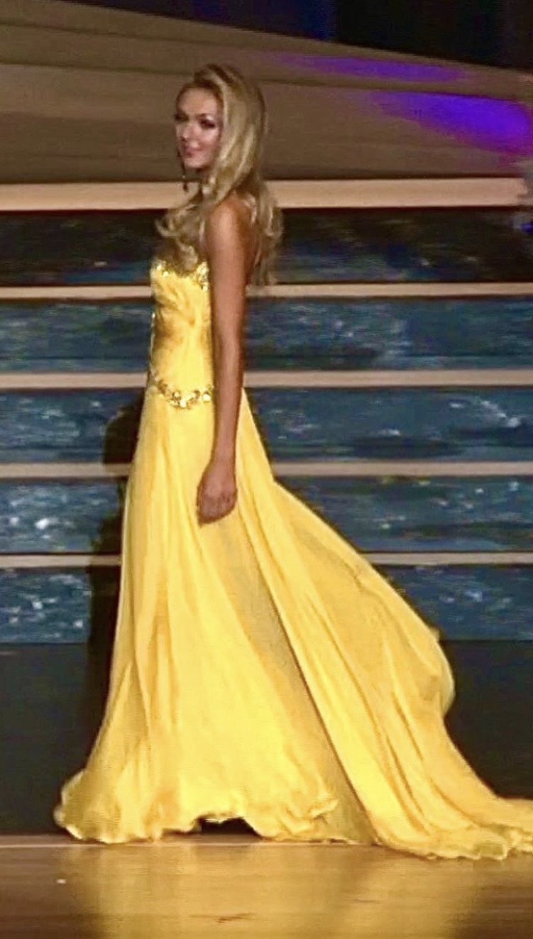Size 4 Prom Strapless Sequined Yellow Floor Length Maxi on Queenly