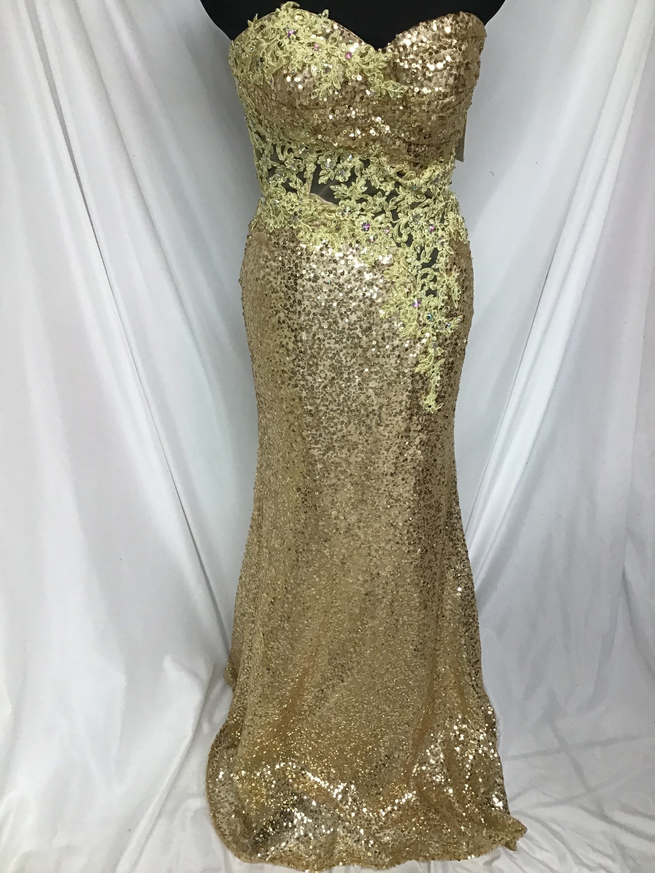 Tony Bowls Size 4 Strapless Gold Dress With Train on Queenly