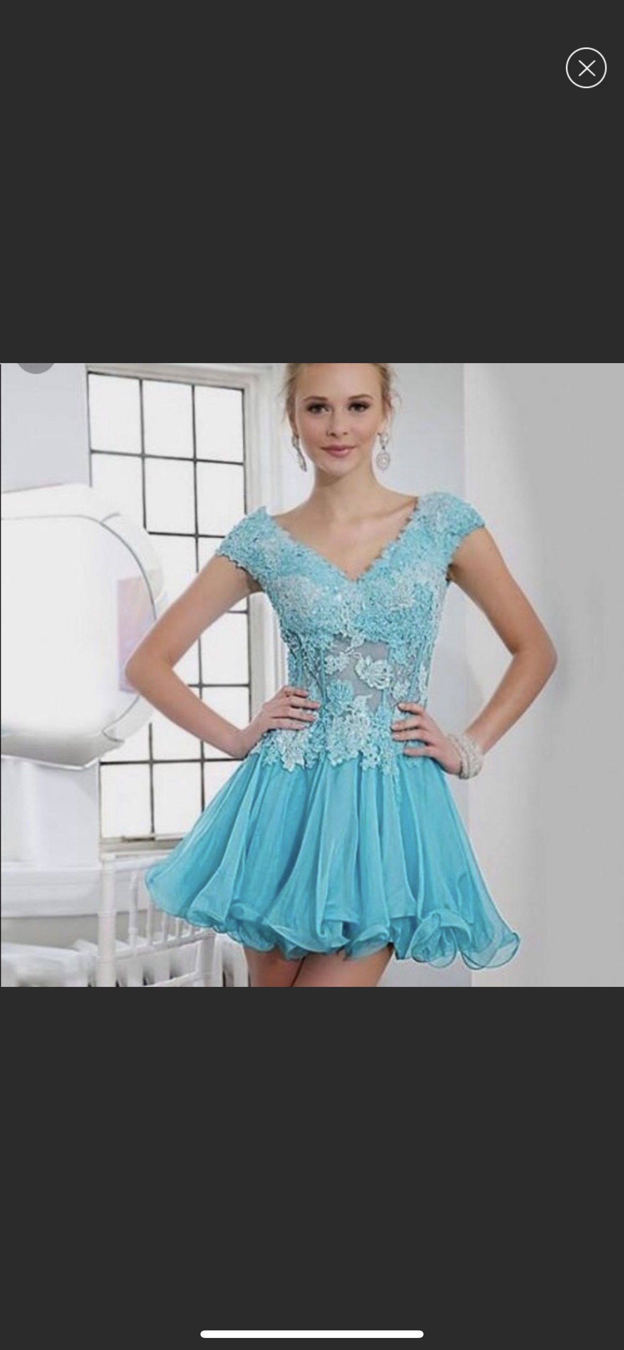 Size 8 Homecoming Plunge Blue Cocktail Dress on Queenly