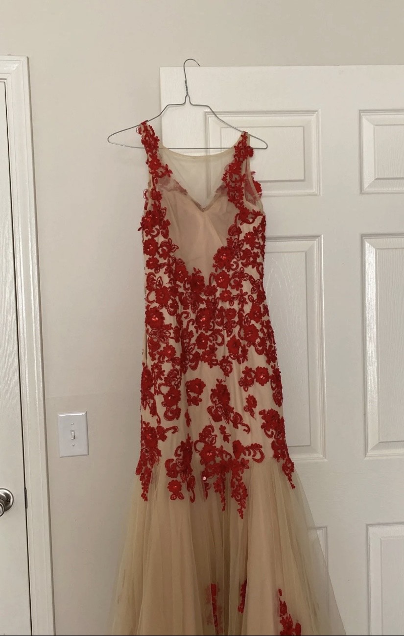Size 4 Prom Red Mermaid Dress on Queenly