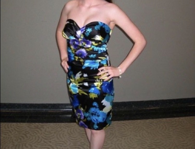 Size 4 Homecoming Strapless Floral Black Cocktail Dress on Queenly