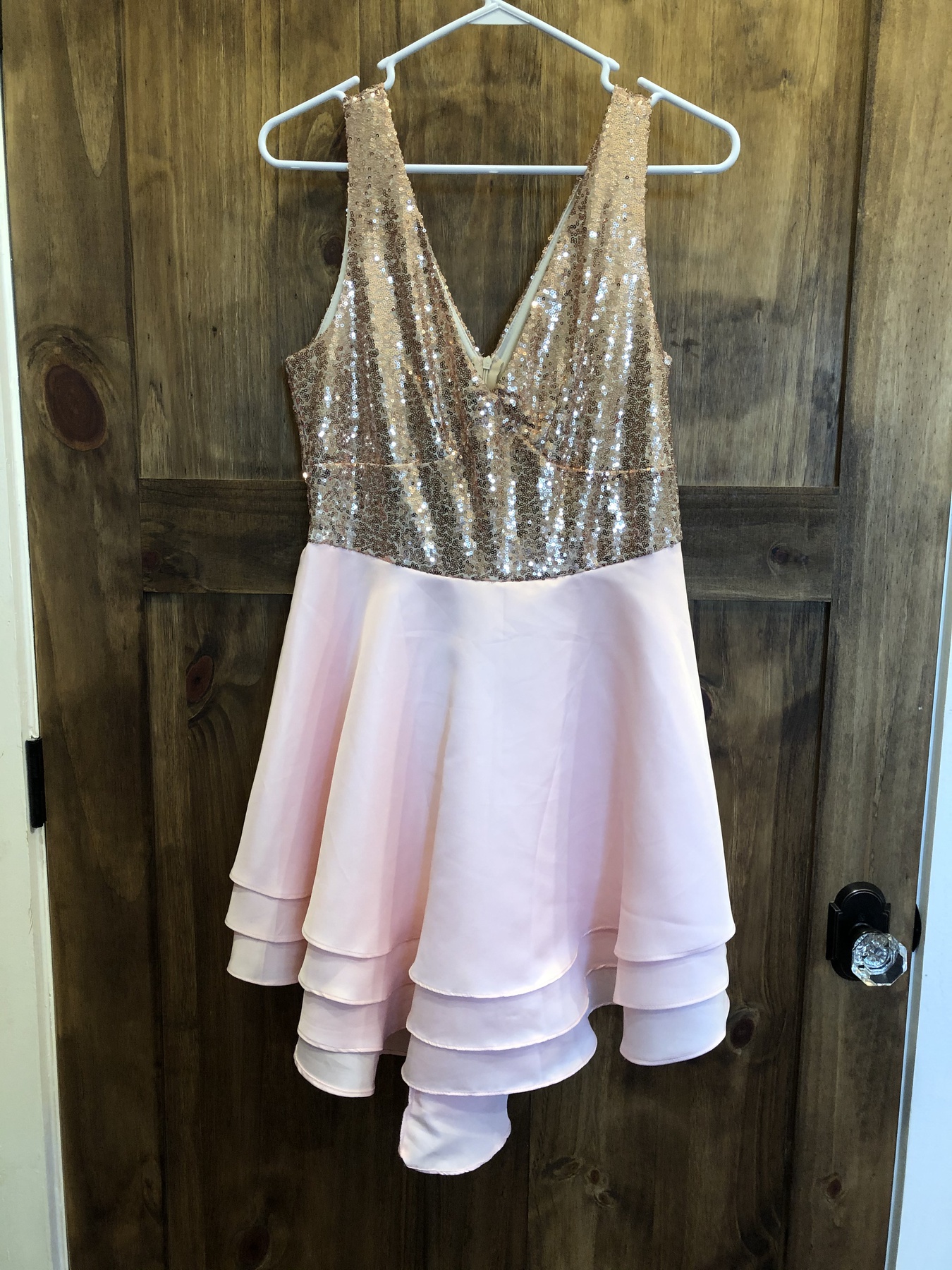 Size 6 Pageant Rose Gold Cocktail Dress on Queenly