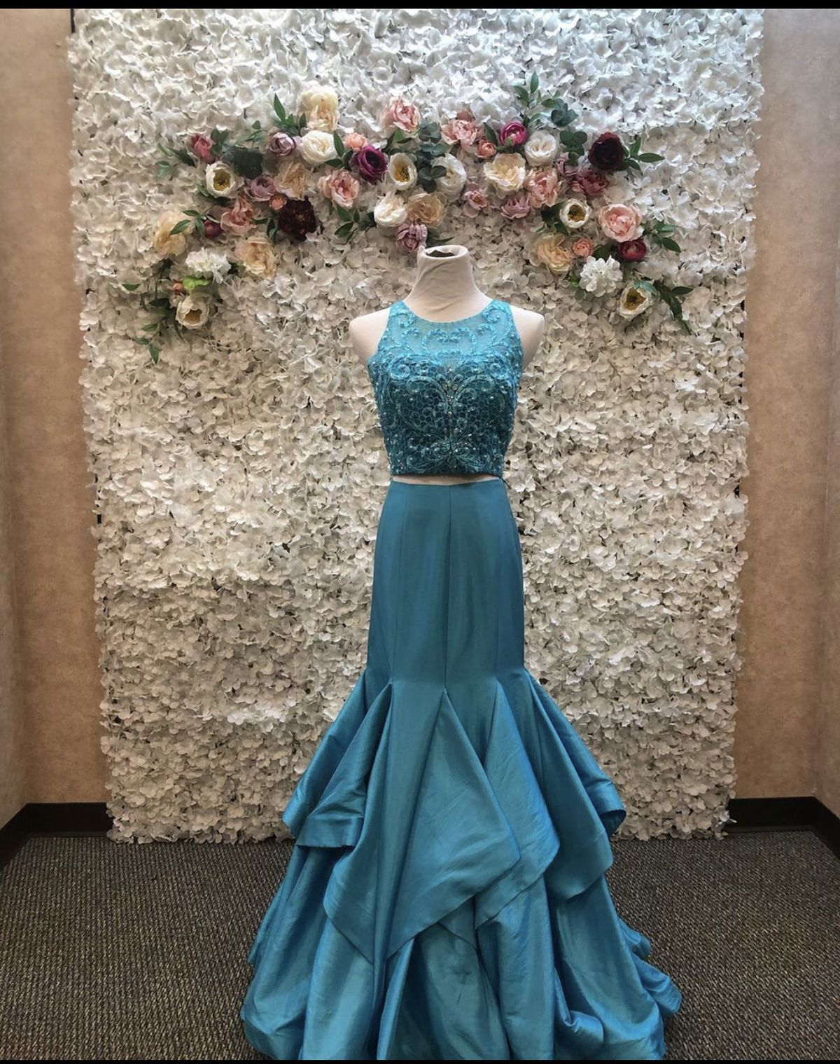 ENVIOUS COUTURE PROM BY KARISHMA 17276 Size 14 Blue Mermaid Dress on Queenly
