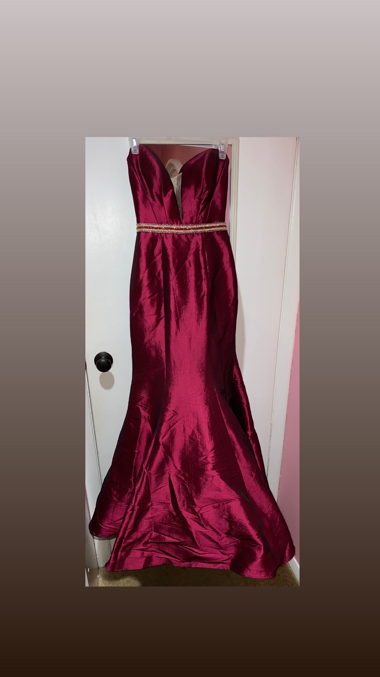Size 6 Prom Strapless Satin Red Mermaid Dress on Queenly