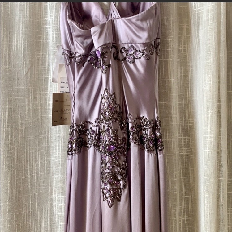 Suzy Wong Size 4 Prom Light Purple Side Slit Dress on Queenly