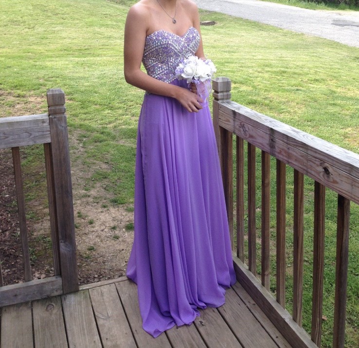 Size 4 Prom Strapless Light Purple A-line Dress on Queenly