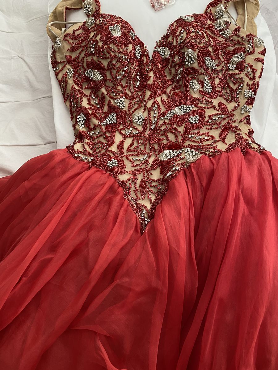 Size 2 Prom Plunge Sequined Red Ball Gown on Queenly