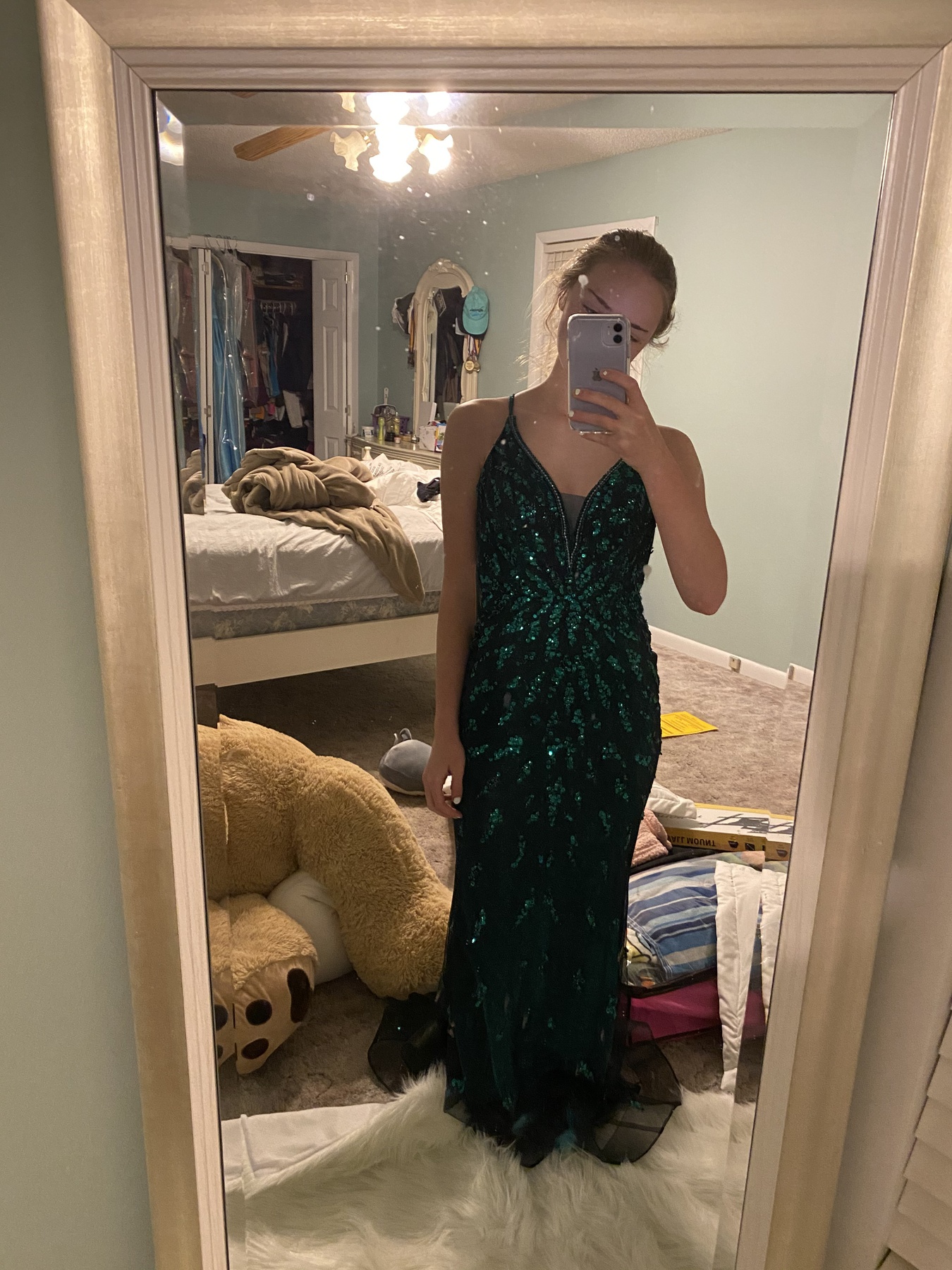 Size 4 Prom Plunge Green Ball Gown on Queenly