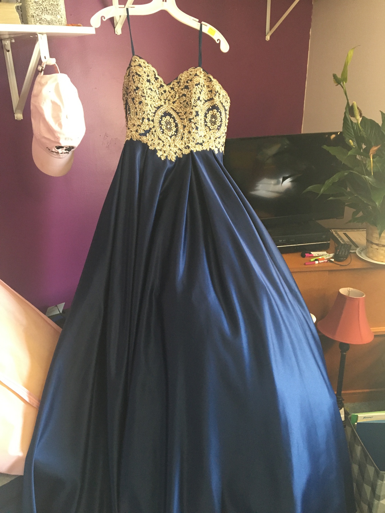 Size 10 Prom Strapless Navy Blue Ball Gown on Queenly