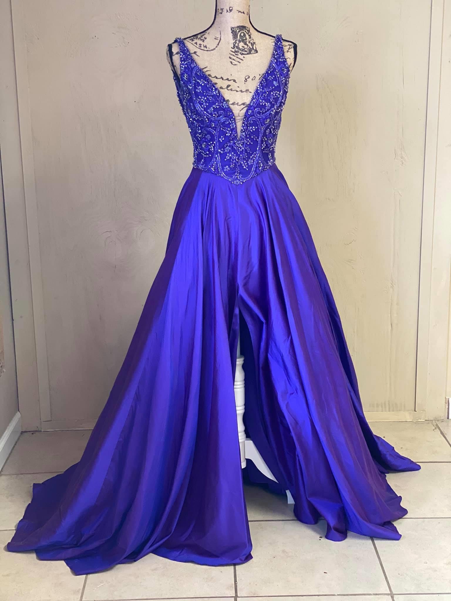 Sherri Hill Size 6 Pageant Plunge Purple Ball Gown on Queenly