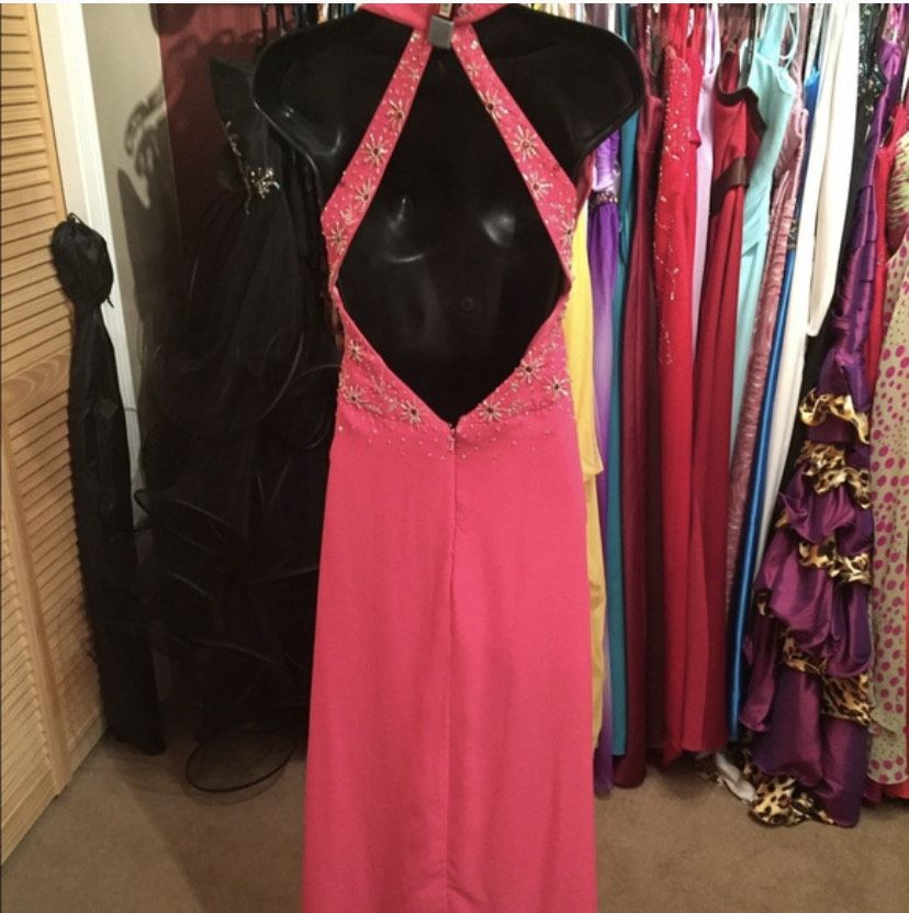 Size 4 Prom Halter Sequined Hot Pink Side Slit Dress on Queenly