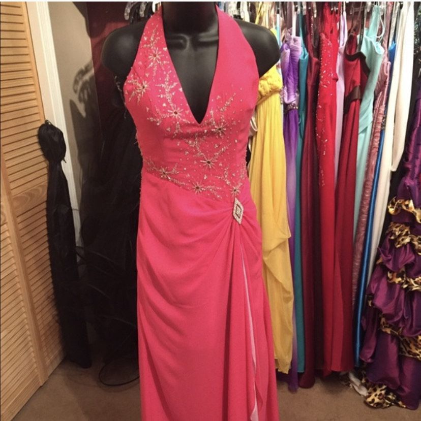 Size 4 Prom Halter Sequined Hot Pink Side Slit Dress on Queenly