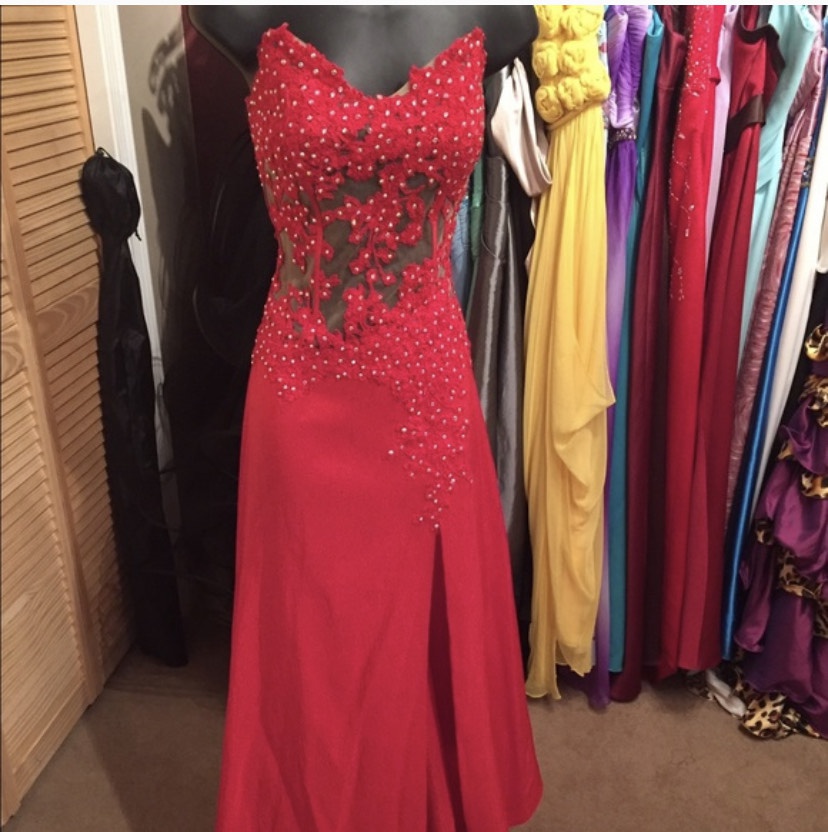 Size 4 Prom Strapless Sequined Red Side Slit Dress on Queenly