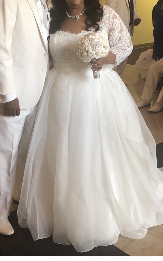 Plus Size 24 Wedding Long Sleeve White Ball Gown on Queenly