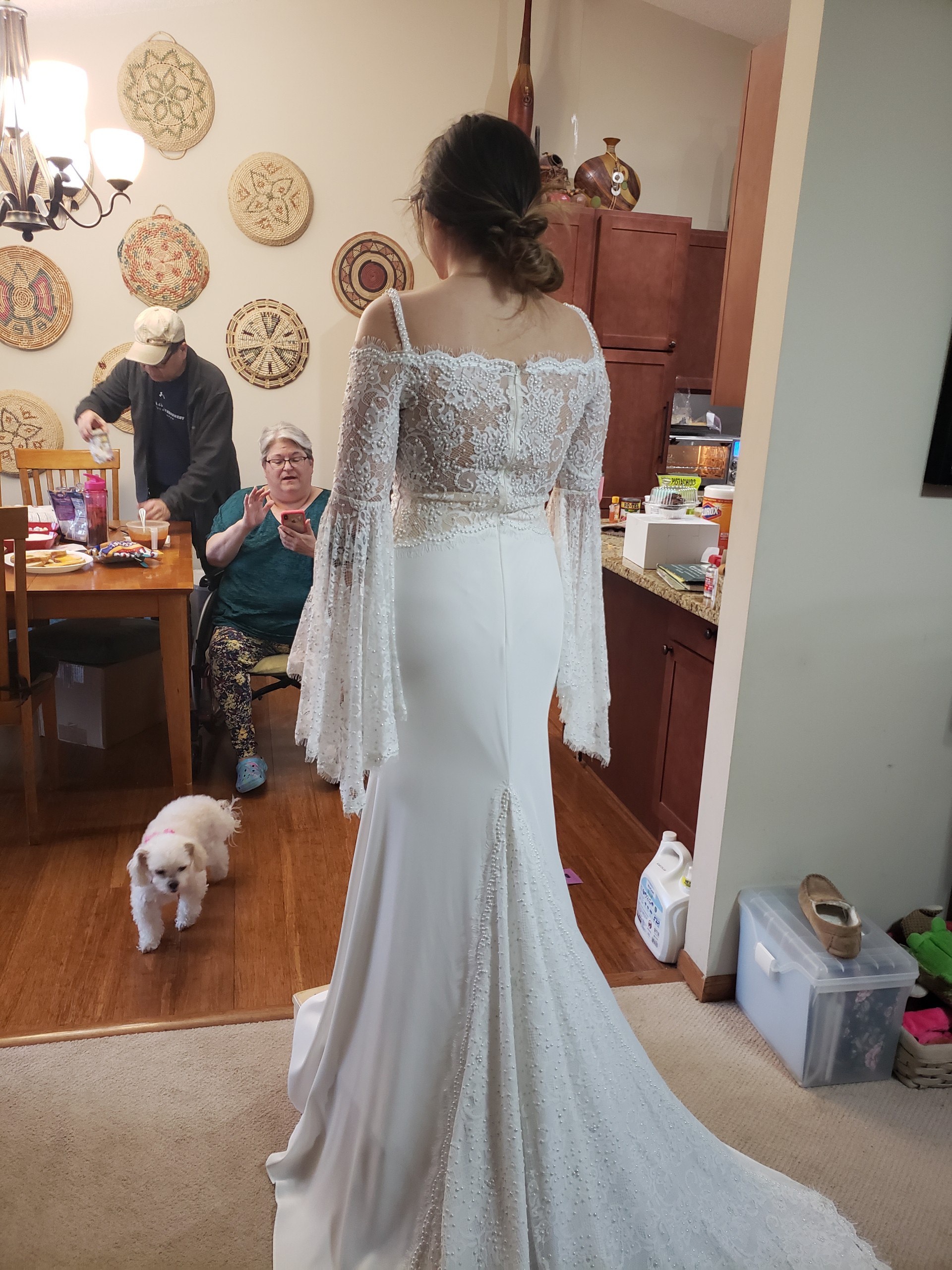 Size 8 Wedding Long Sleeve Sheer White Mermaid Dress on Queenly