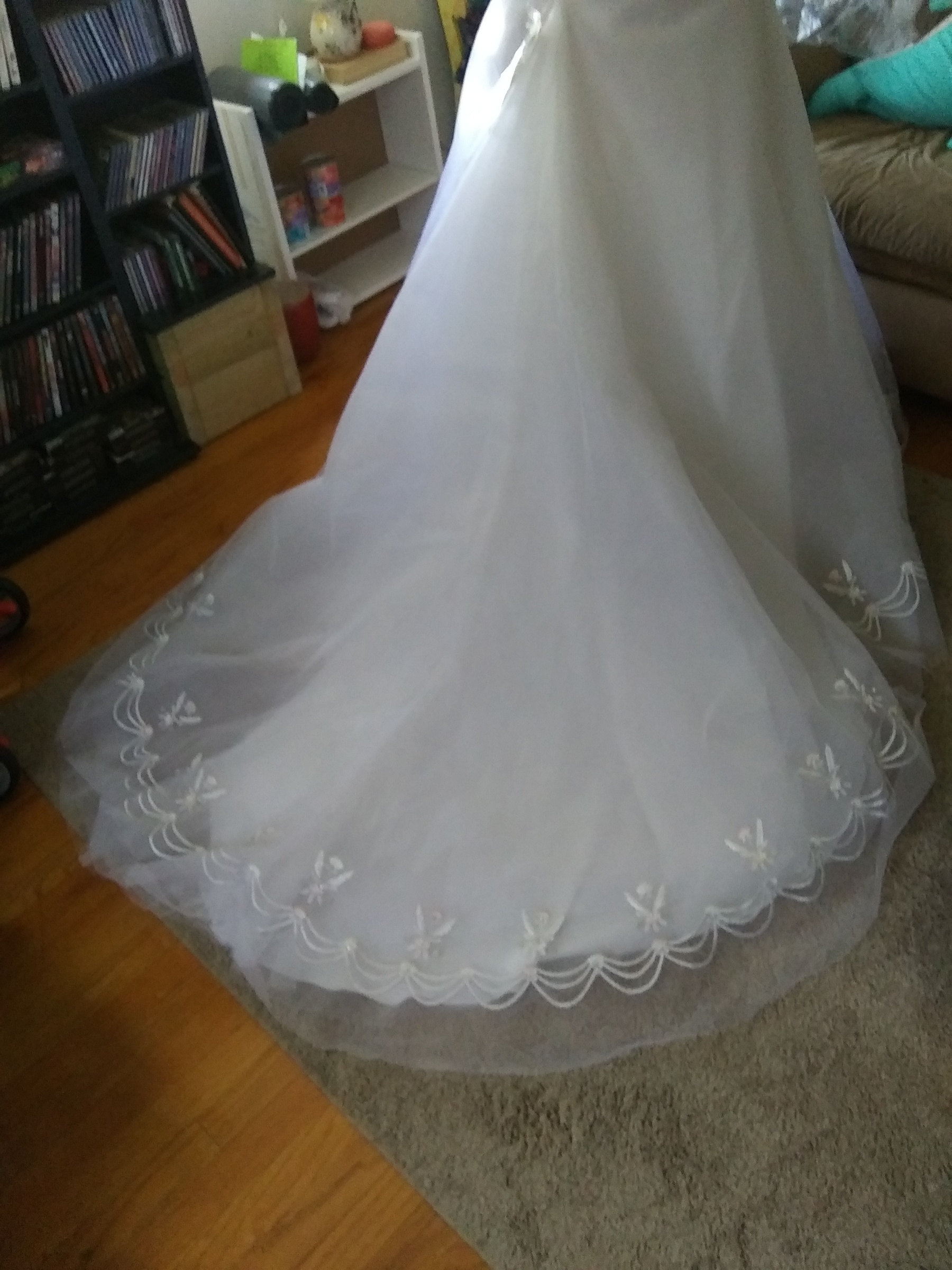 Size 10 Wedding Strapless White Dress With Train on Queenly