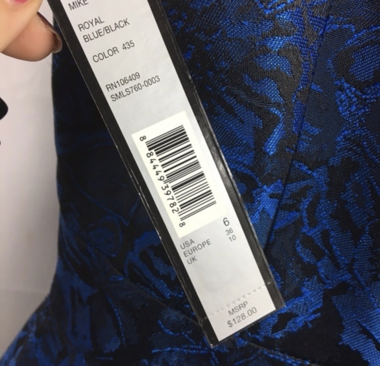 Tahari Size 6 Pageant Blue Cocktail Dress on Queenly