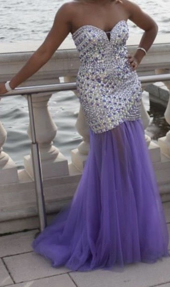 Size 6 Prom Strapless Sequined Light Purple A-line Dress on Queenly