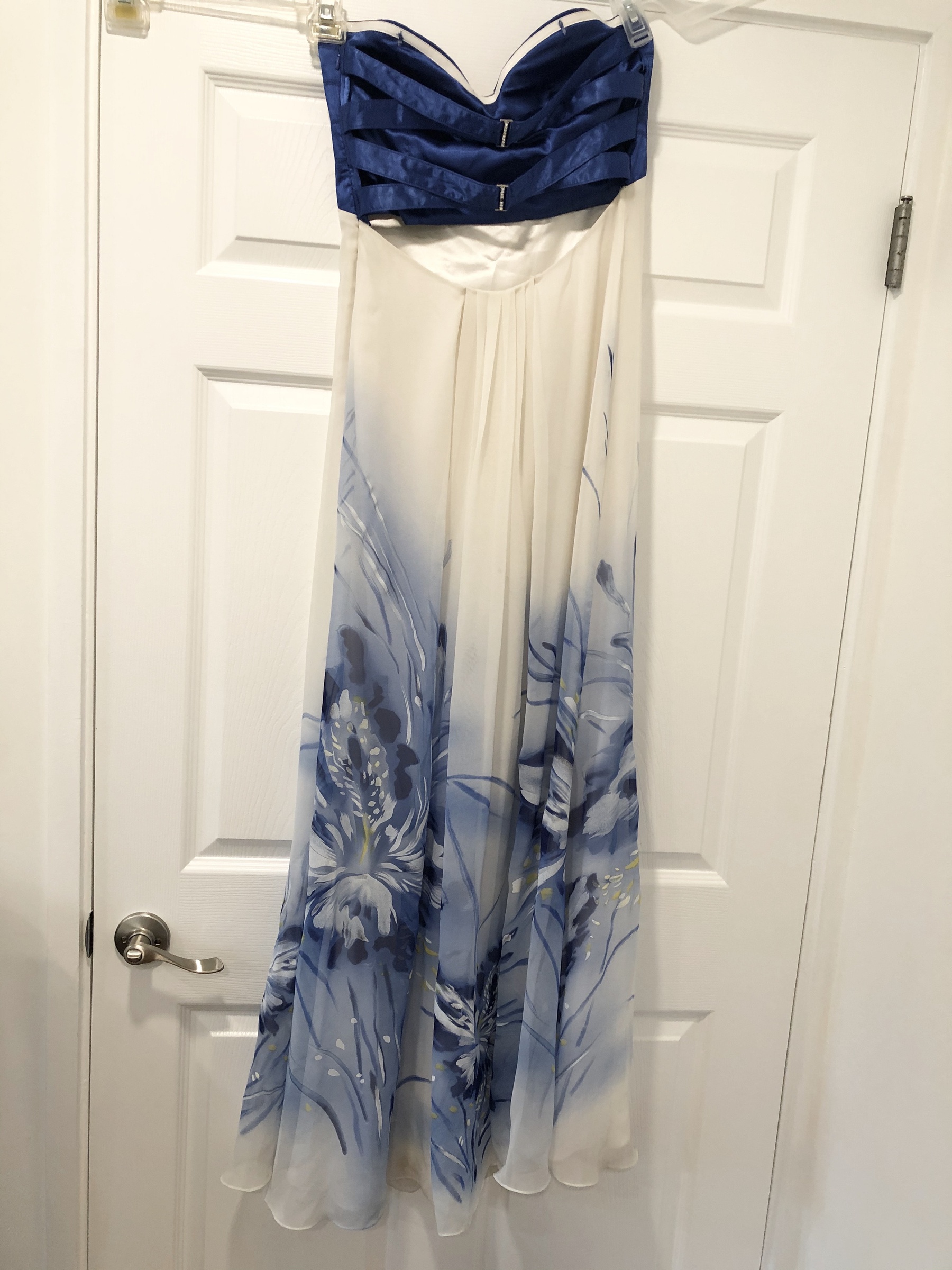 La Femme Size 8 Strapless Blue Floor Length Maxi on Queenly