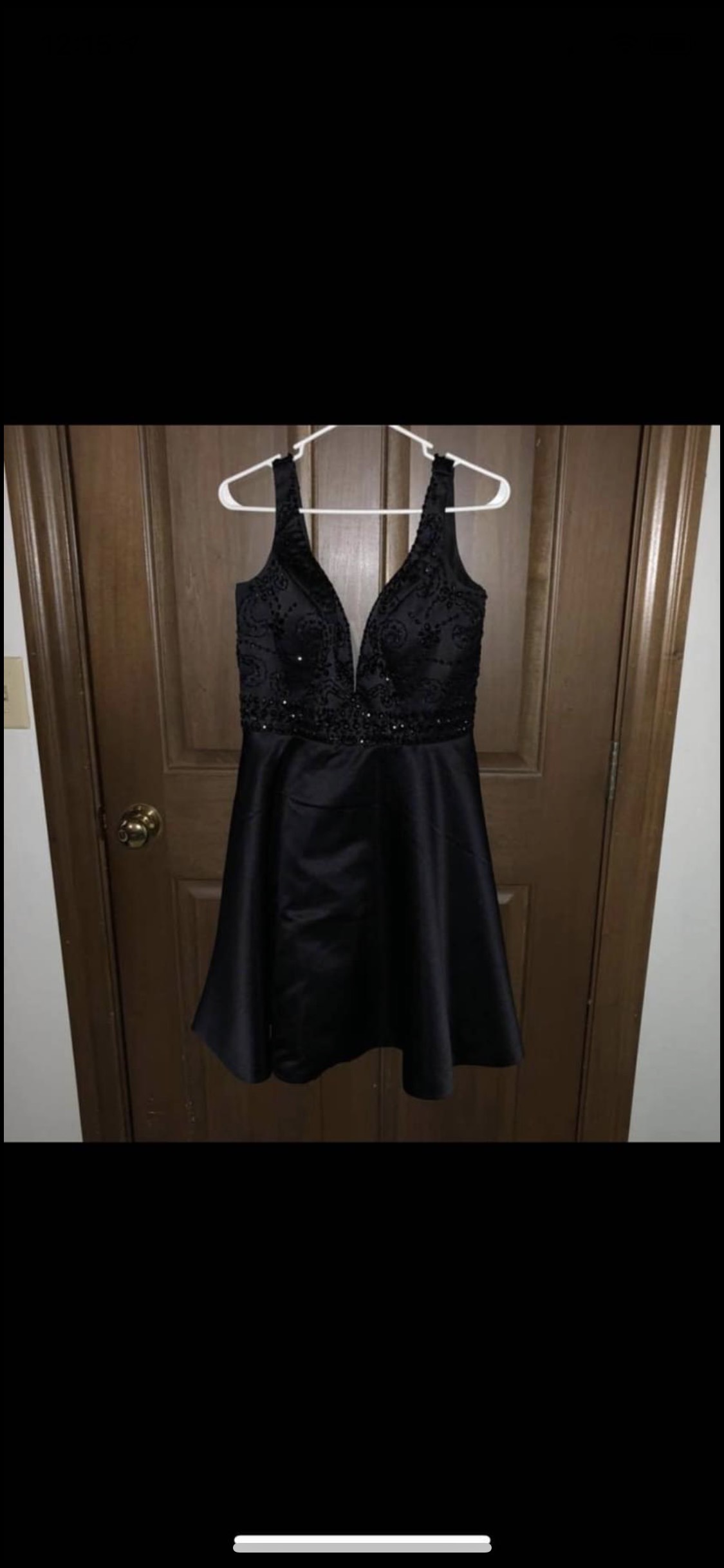 MoriLee Size 10 Homecoming Plunge Black Cocktail Dress on Queenly