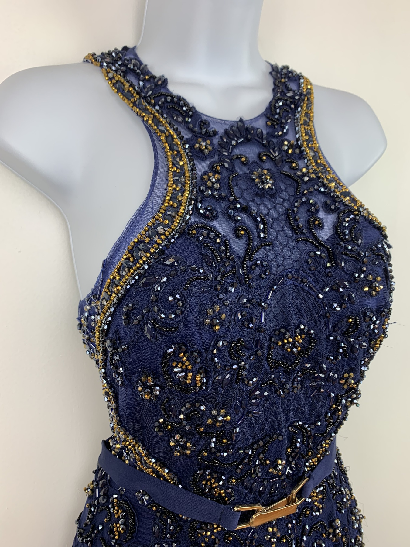 Vienna Size 2 Homecoming Halter Sequined Blue Cocktail Dress on Queenly