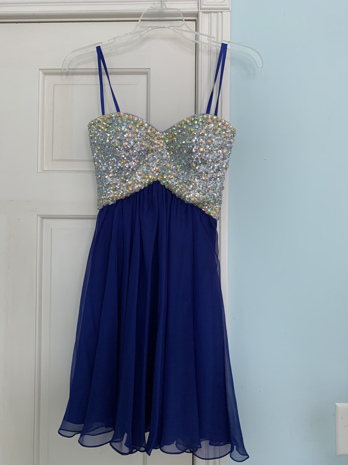 Size 00 Prom Sequined Blue A-line Dress on Queenly